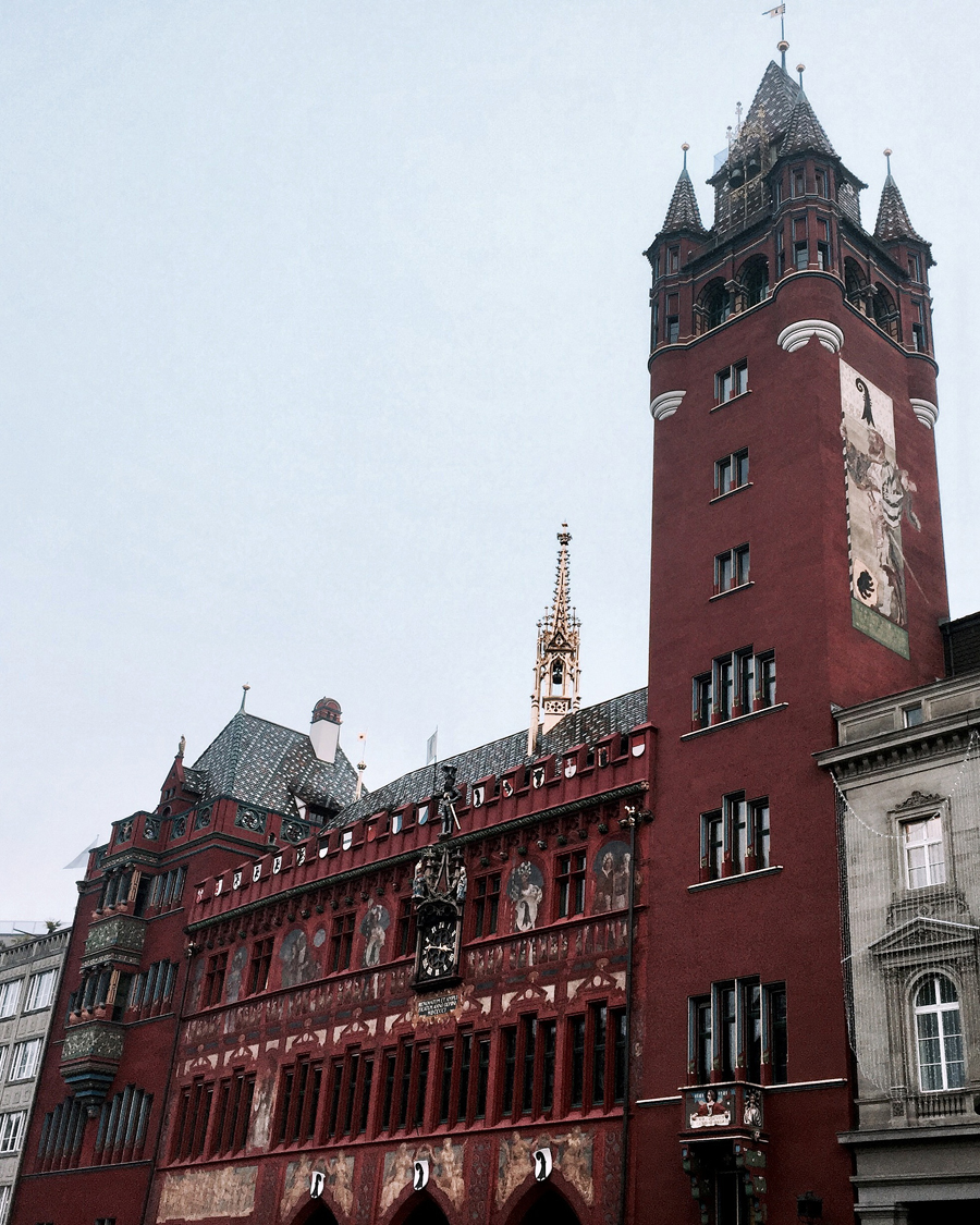 basel switzerland oldtown altstadt marketplace marktplatz townhall rathaus red frescos medieval renaissance tower