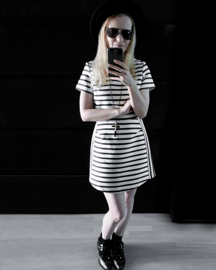 black white pattern print minimal satin stripe dress topshop