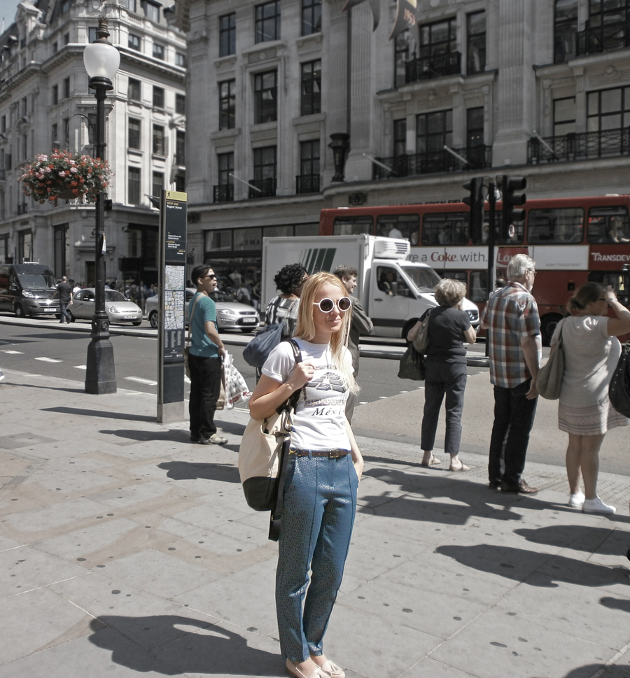 the single greatest fashion pro trick for building an outfit, baroque tile print blue gold trousers, shopping, Regent Street London