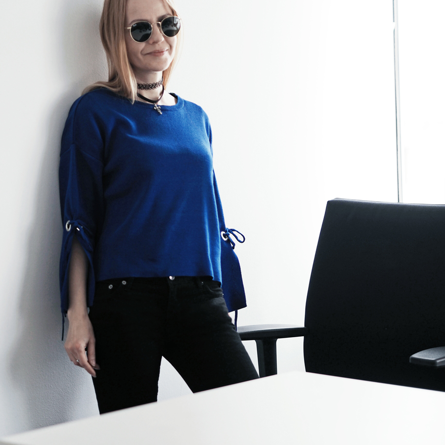 eyelet-sleeve-jumper-rayban-fun-work