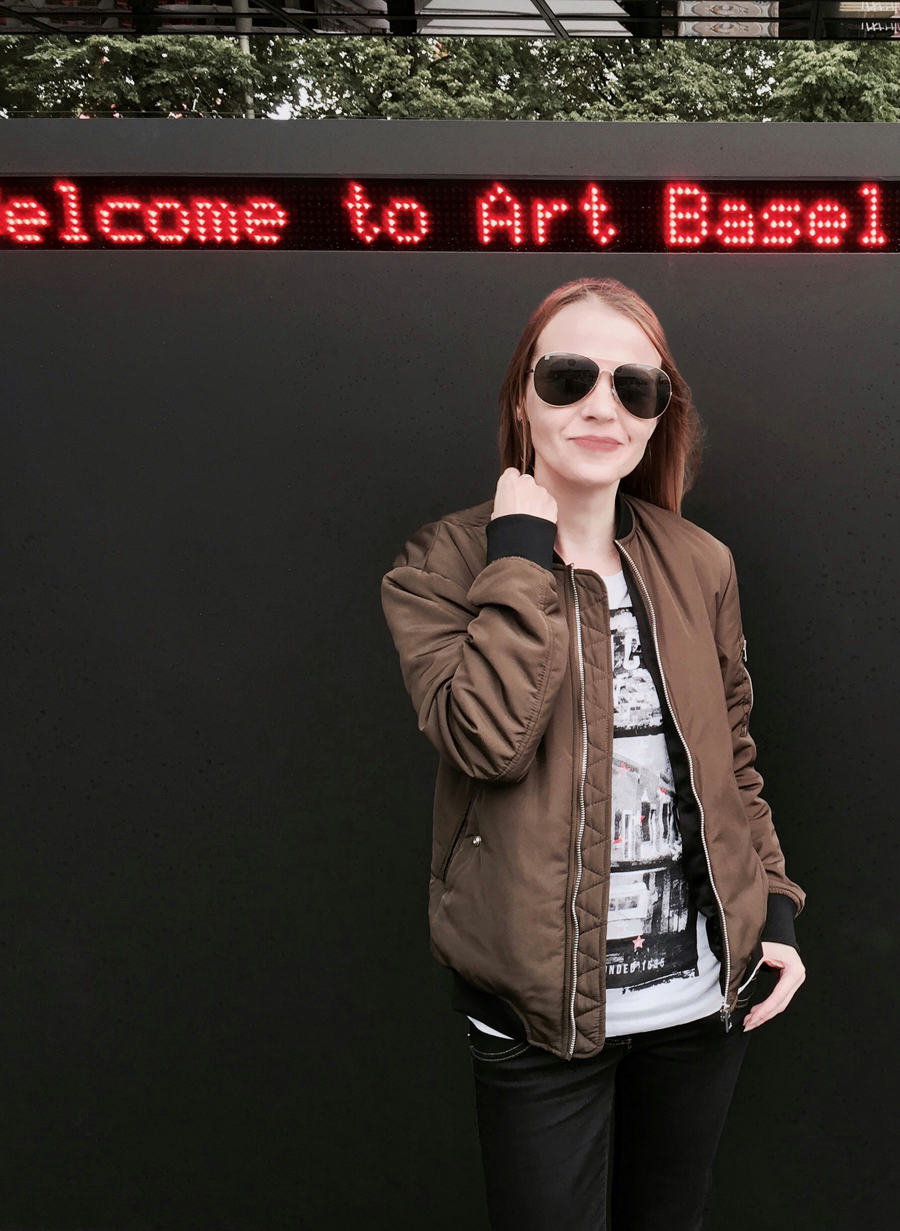 Art Basel summer Gabriella Epic Street Style khaki bomber