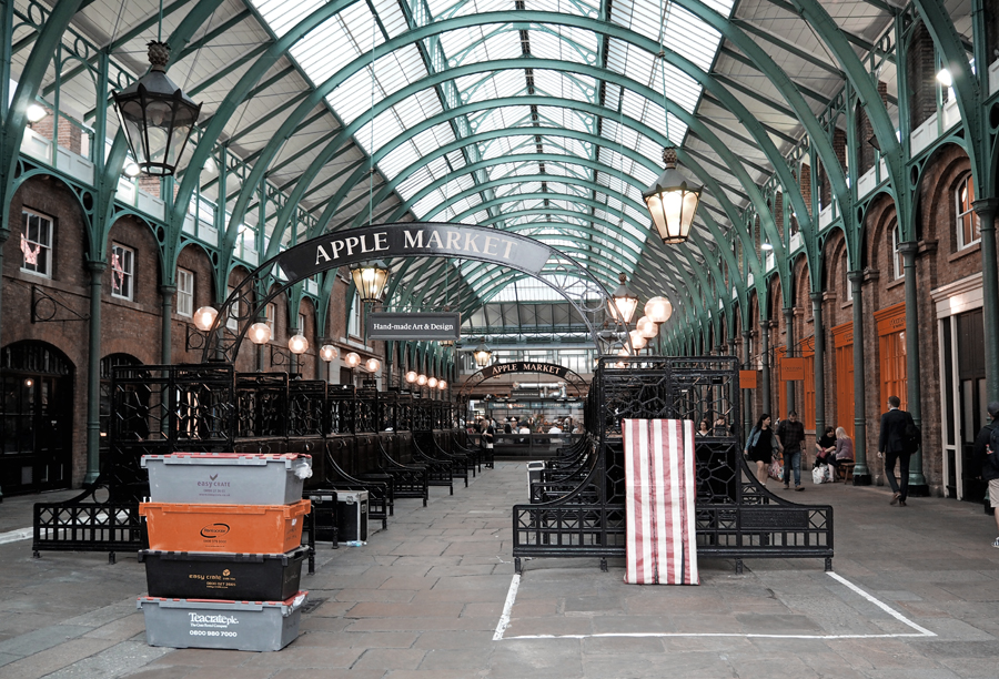 Covent Garden apple market London